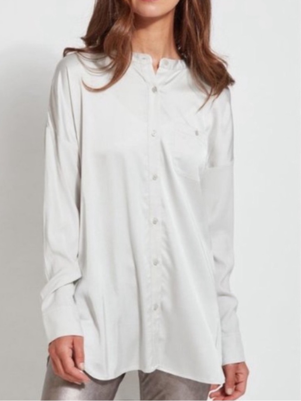 NWT Lyssé' The Eco Satin Silky Long sleeve Button Down Blouse Shirt XS